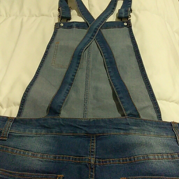 Bongo Overalls - Picture 8 of 9